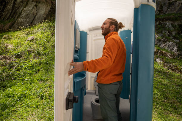 Best Portable toilet rental cost  in Sweeny, TX